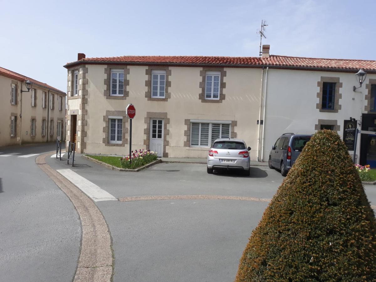 Gite De La Fontaine Marsi Saint-Mars-la-Réorthe Zewnętrze zdjęcie